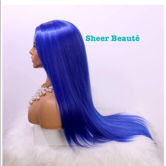 Sheer Beauté Blue L-Part Lace Front Wig - Picture 5 of 6